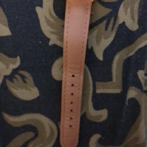 Watch - Picture 3 of 6